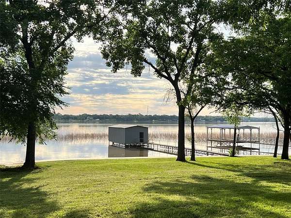 8 Acres of Land with Home for Sale in Azle, Texas