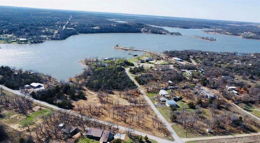 2.12 Acres of Residential Land for Sale in Bowie, Texas