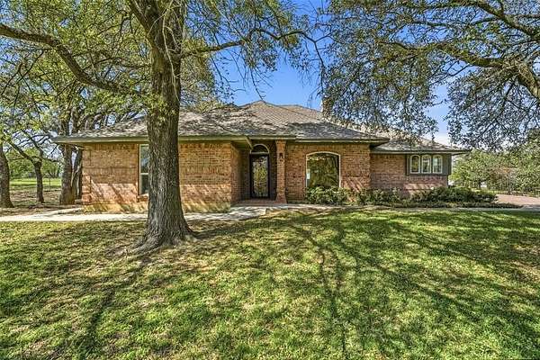 3 Acres of Land with Home for Sale in Alvarado, Texas