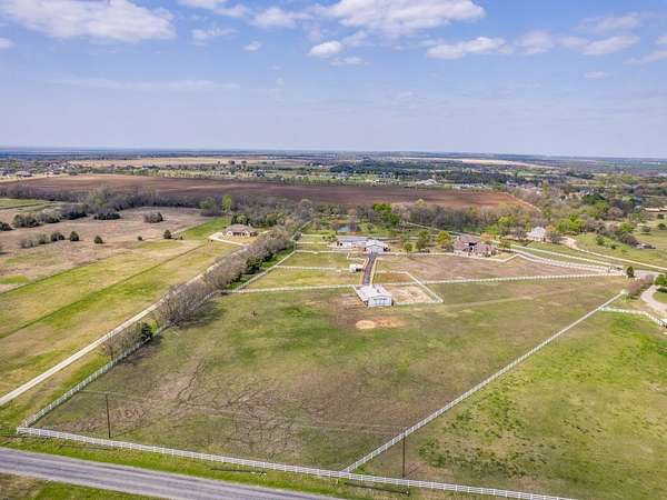 5.29 Acres of Land for Sale in Gunter, Texas