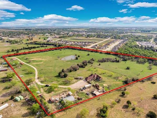 21.9 Acres of Agricultural Land with Home for Sale in Ferris, Texas