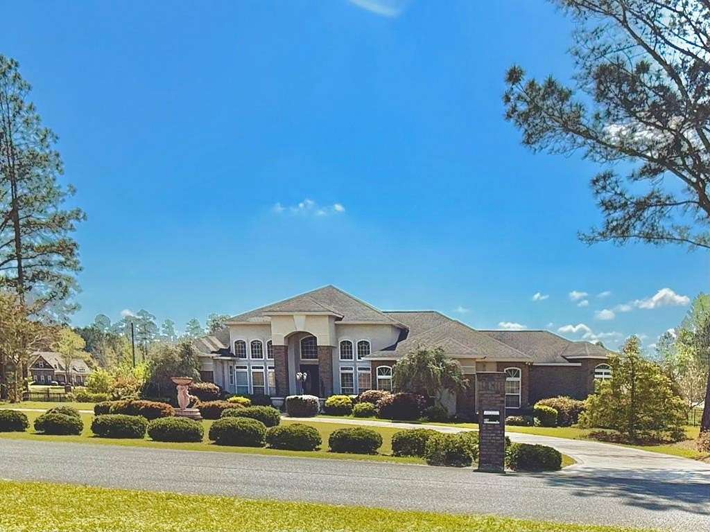 2 Acres of Land with Home for Sale in Dublin, Georgia