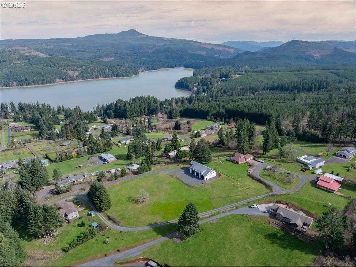 2.56 Acres of Land with Home for Sale in Foster, Oregon