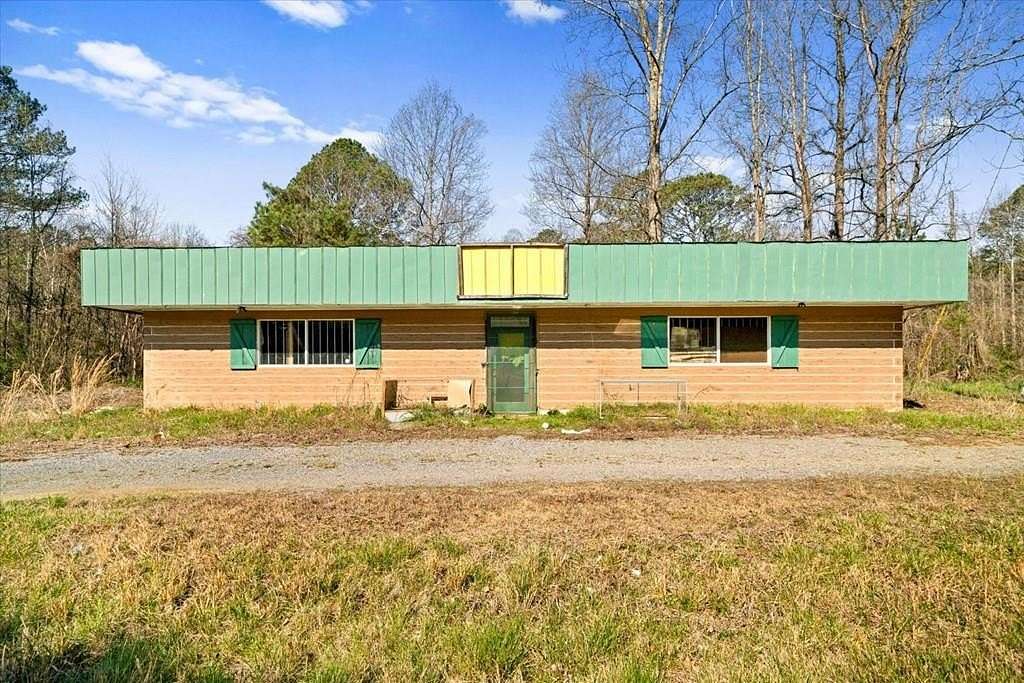 1.5 Acres of Improved Commercial Land for Sale in Crandall, Georgia