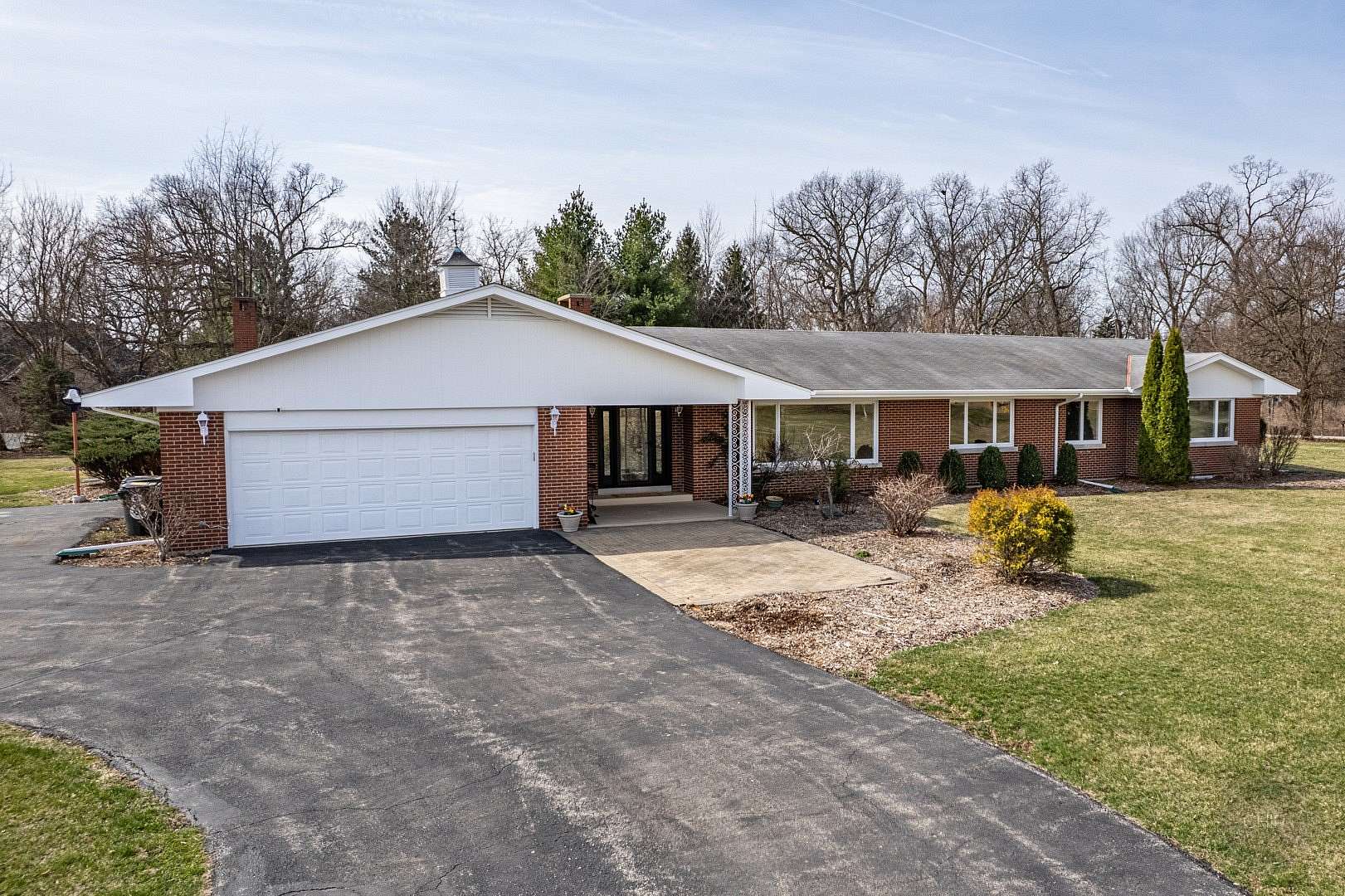 5.1 Acres of Land with Home for Sale in Plano, Illinois