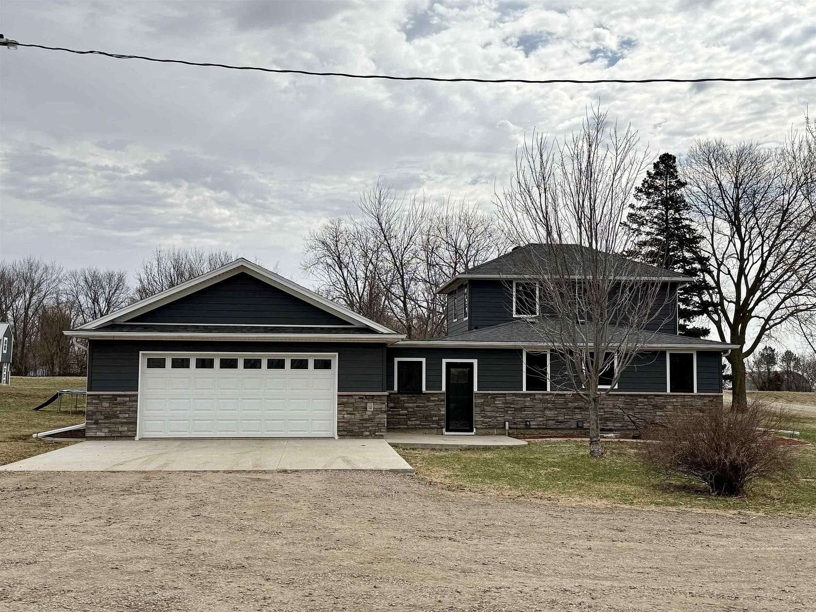 4.62 Acres of Land with Home for Sale in Le Mars, Iowa