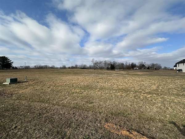1 Acre of Residential Land for Sale in Alvaton, Kentucky