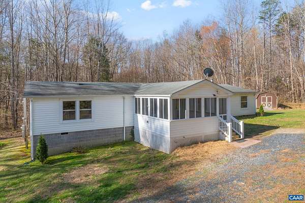5.6 Acres of Land with Home for Sale in Scottsville, Virginia