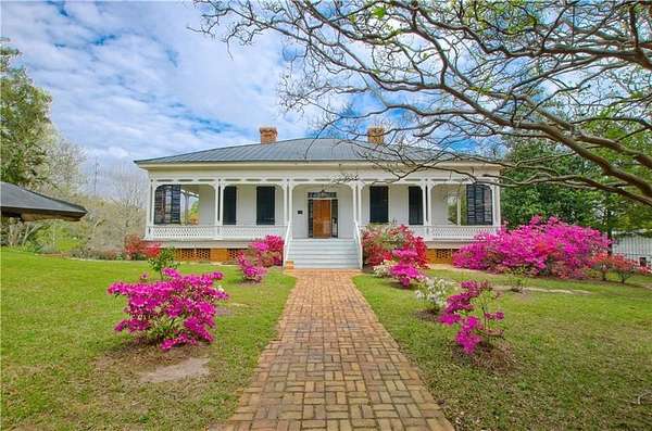 17 Acres of Land with Home for Sale in Americus, Georgia