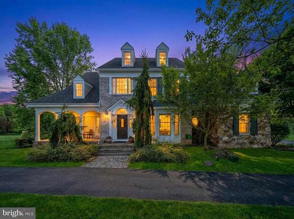 25.3 Acres of Agricultural Land with Home for Sale in Purcellville, Virginia