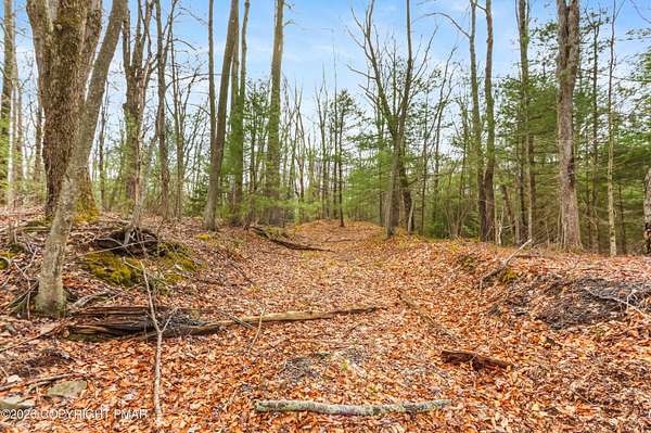 0.34 Acres of Residential Land for Sale in Long Pond, Pennsylvania