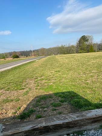 1 Acre of Residential Land for Sale in Pulaski, Tennessee