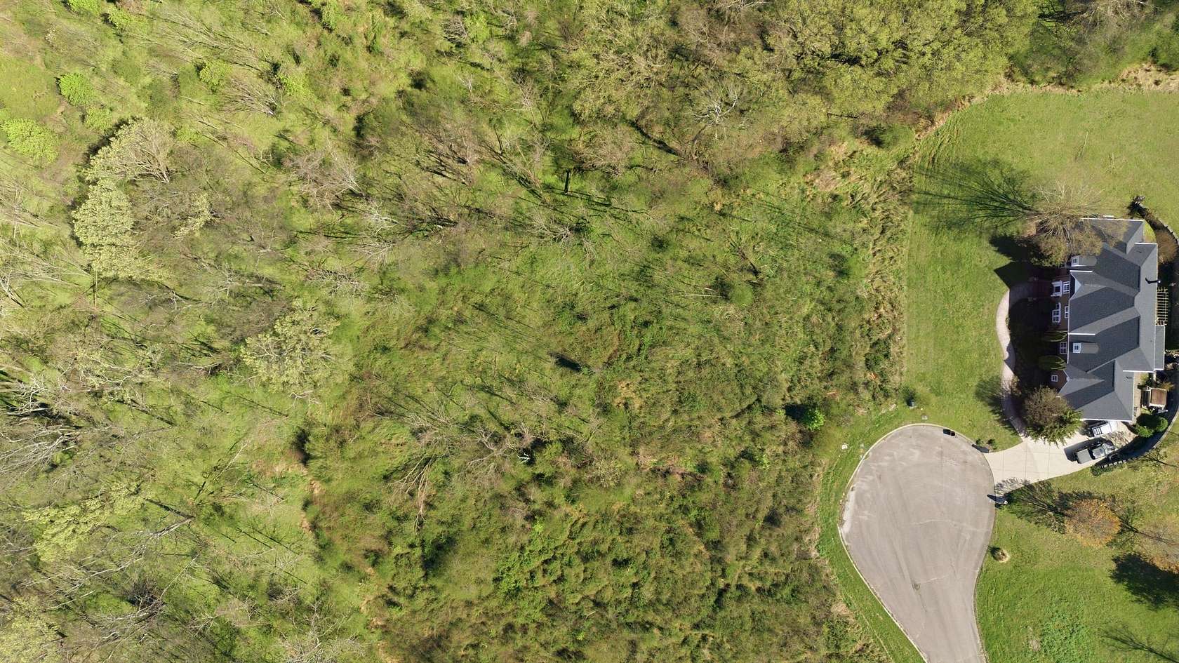 1.84 Acres of Residential Land for Sale in Columbia, Tennessee