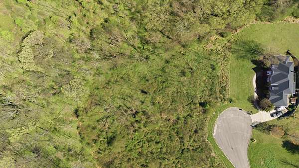 1.84 Acres of Residential Land for Sale in Columbia, Tennessee