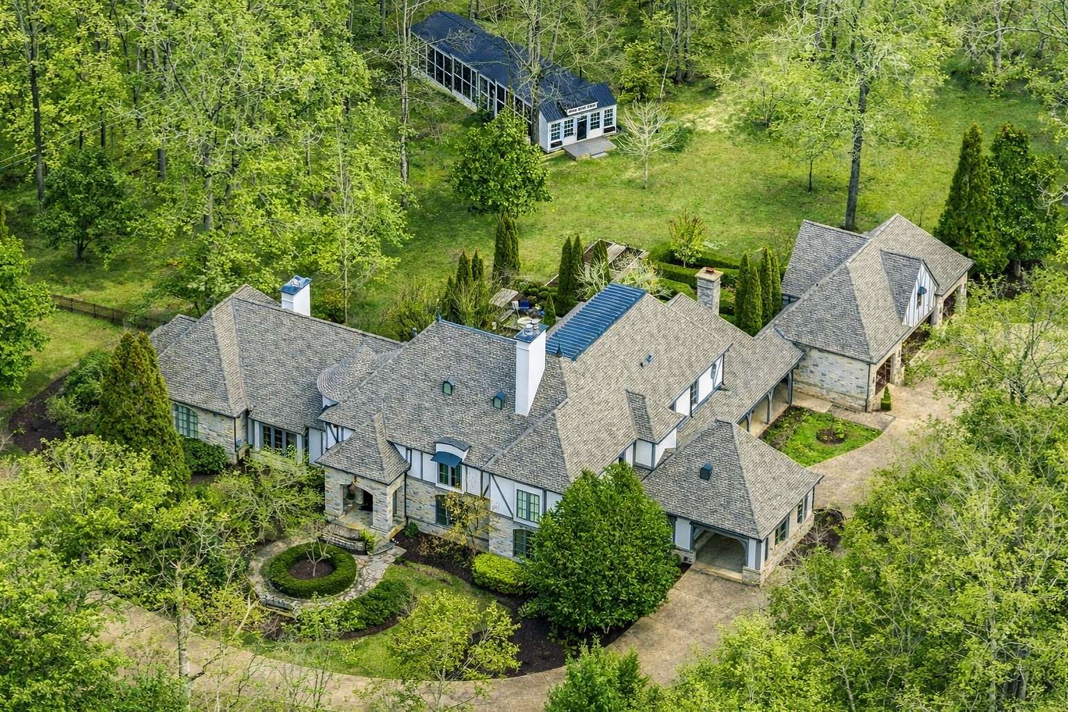 28.2 Acres of Recreational Land with Home for Sale in Tullahoma, Tennessee