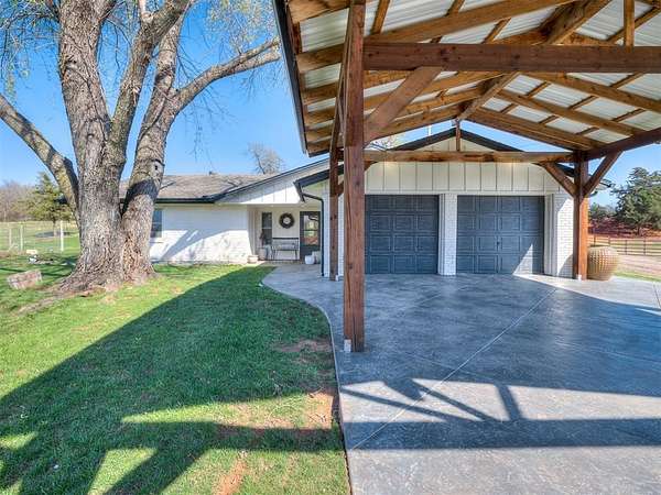 10 Acres of Land with Home for Sale in Luther, Oklahoma