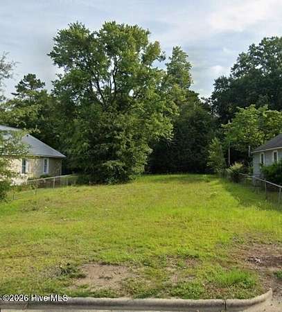 0.23 Acres of Residential Land for Sale in Laurinburg, North Carolina