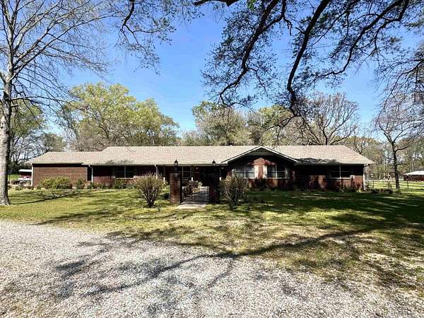 12.2 Acres of Land with Home for Sale in DeWitt, Arkansas