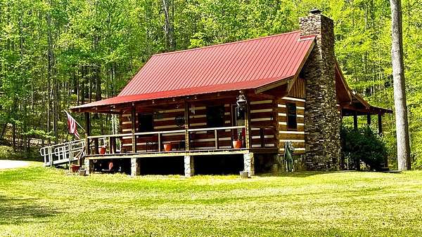 9 Acres of Land with Home for Sale in Blairsville, Georgia