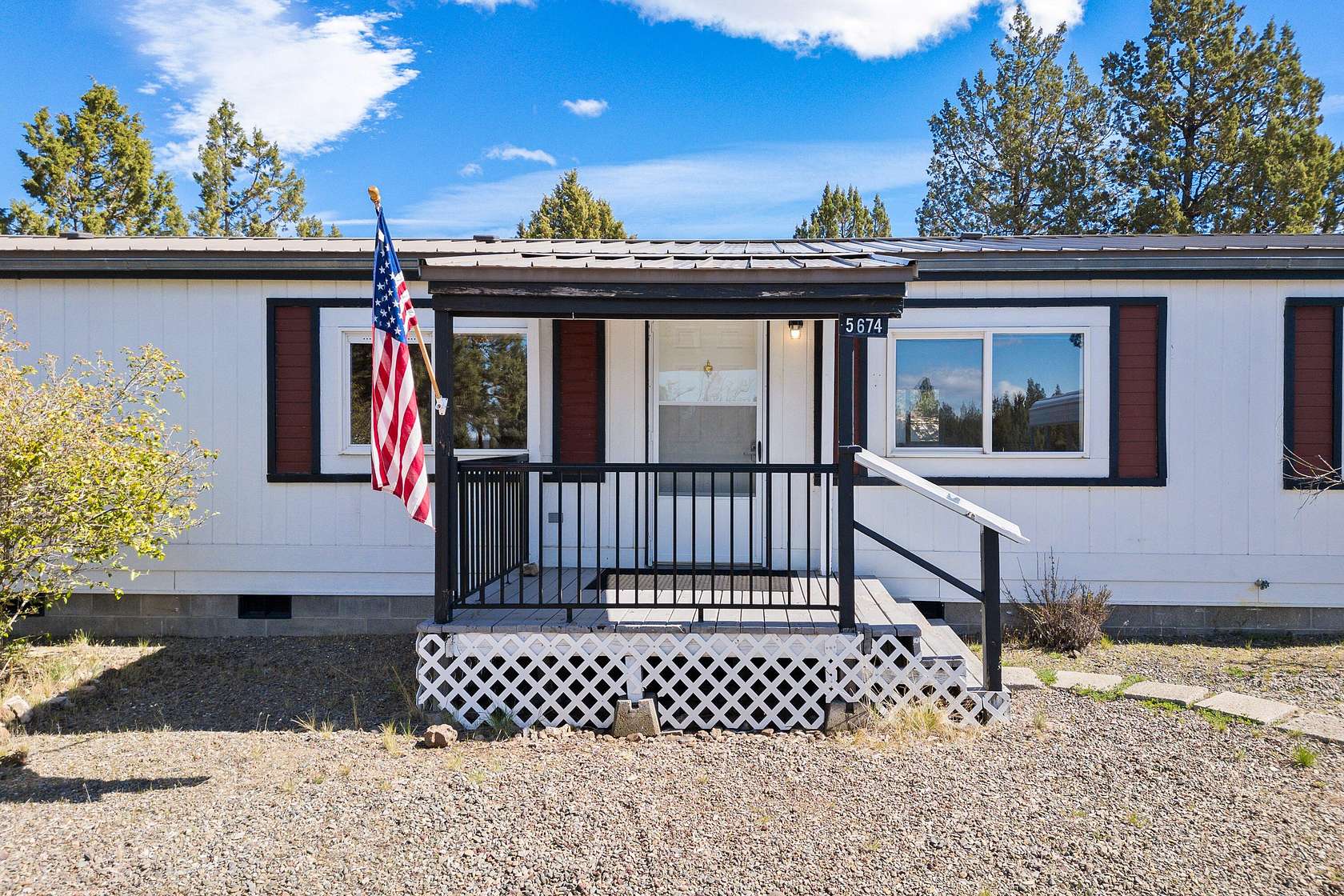 2.1 Acres of Land with Home for Sale in Prineville, Oregon