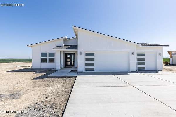 2 Acres of Land with Home for Sale in Coeur d'Alene, Idaho