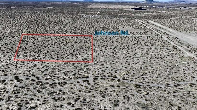 9 Acres of Mixed-Use Land for Sale in Adelanto, California