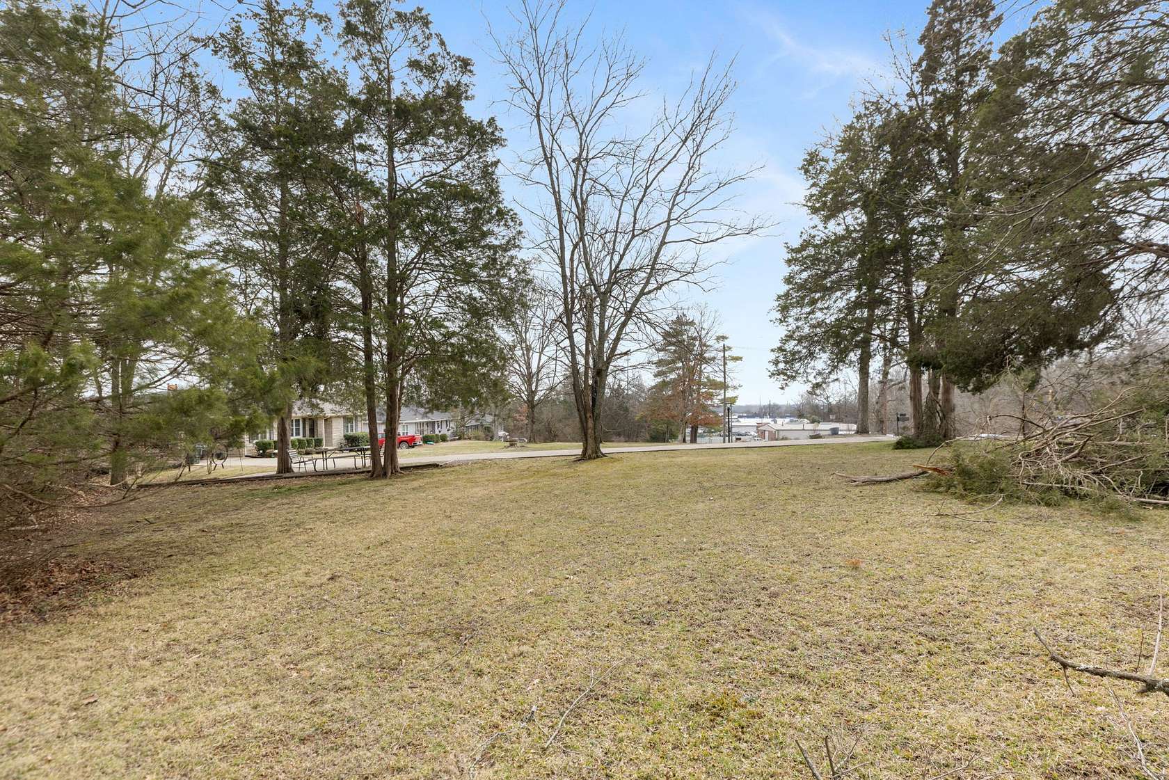 0.62 Acres of Residential Land for Sale in Hendersonville, Tennessee