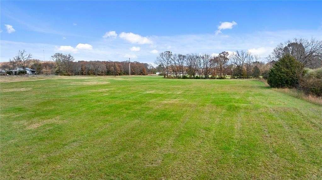 7.42 Acres of Land for Sale in Fayetteville, Arkansas