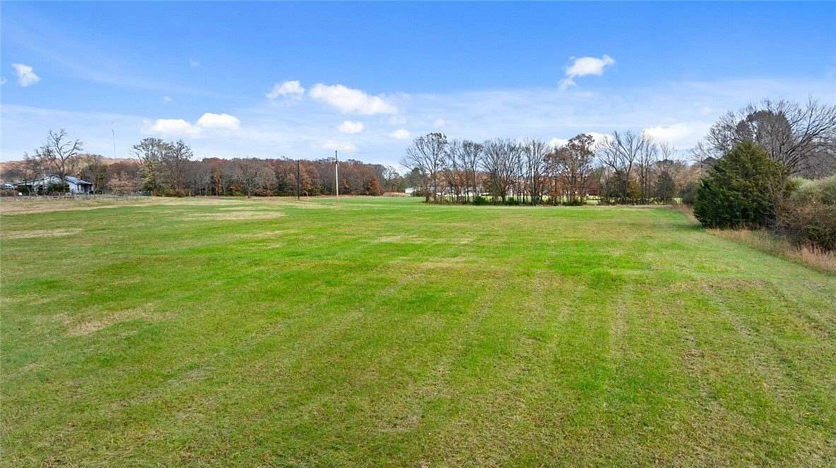 7.42 Acres of Land for Sale in Fayetteville, Arkansas
