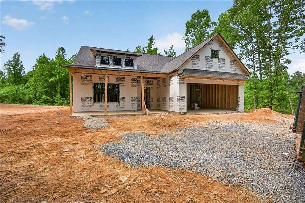 3 Acres of Land with Home for Sale in Silver Creek, Georgia
