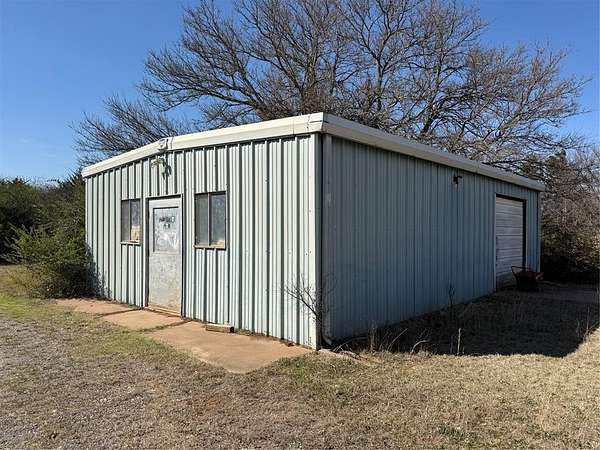 1.5 Acres of Land with Home for Sale in Stillwater, Oklahoma