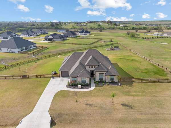 1.84 Acres of Land with Home for Sale in Fort Worth, Texas