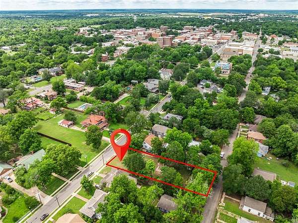 0.45 Acres of Residential Land for Sale in Paris, Texas
