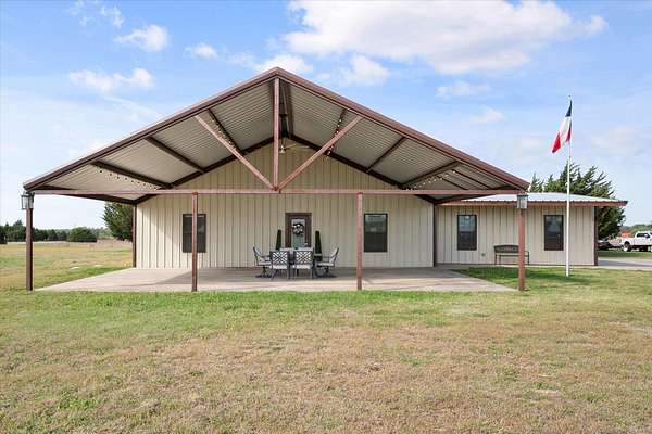 10 Acres of Land with Home for Sale in Waxahachie, Texas