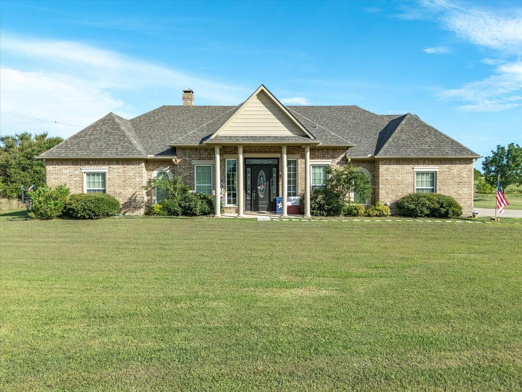 1.5 Acres of Land with Home for Sale in Kaufman, Texas