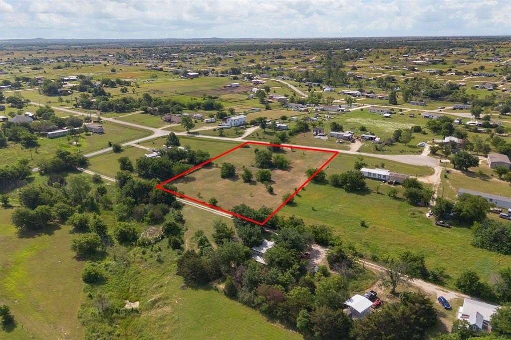 1.5 Acres of Residential Land for Sale in Joshua, Texas