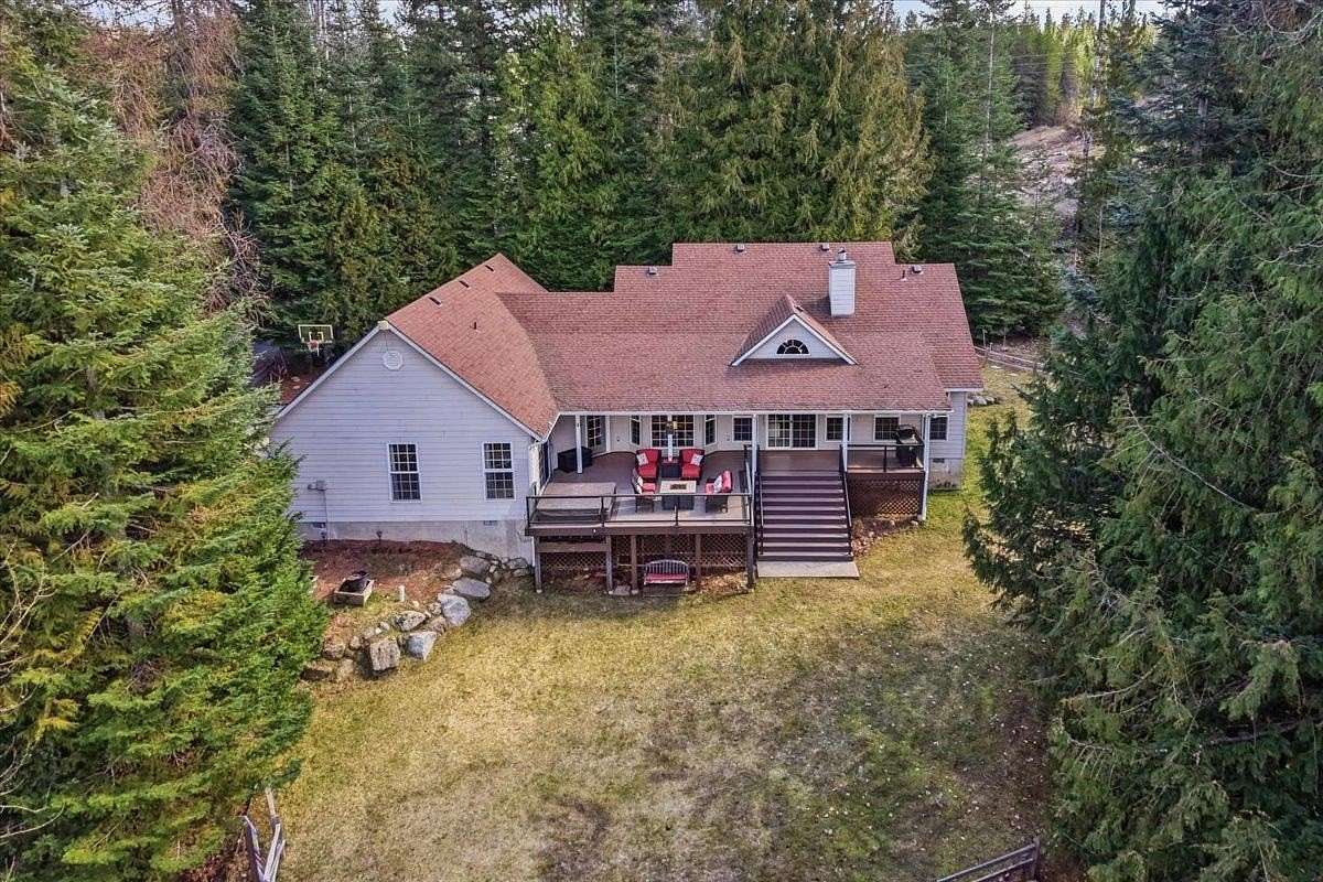 10 Acres of Land with Home for Sale in Newport, Washington