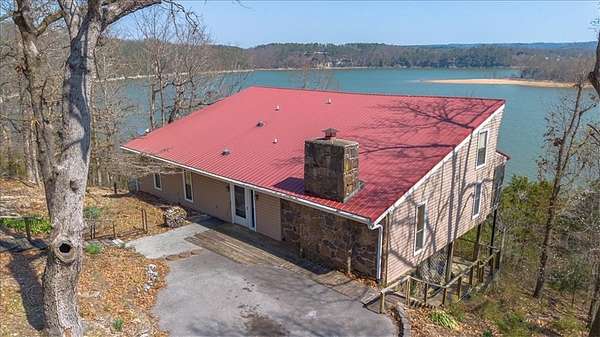 4.24 Acres of Land with Home for Sale in Rogers, Arkansas