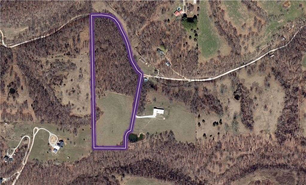 19 Acres of Land for Sale in Gravette, Arkansas
