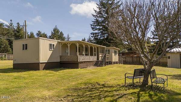 1 Acre of Residential Land for Sale in Fort Bragg, California