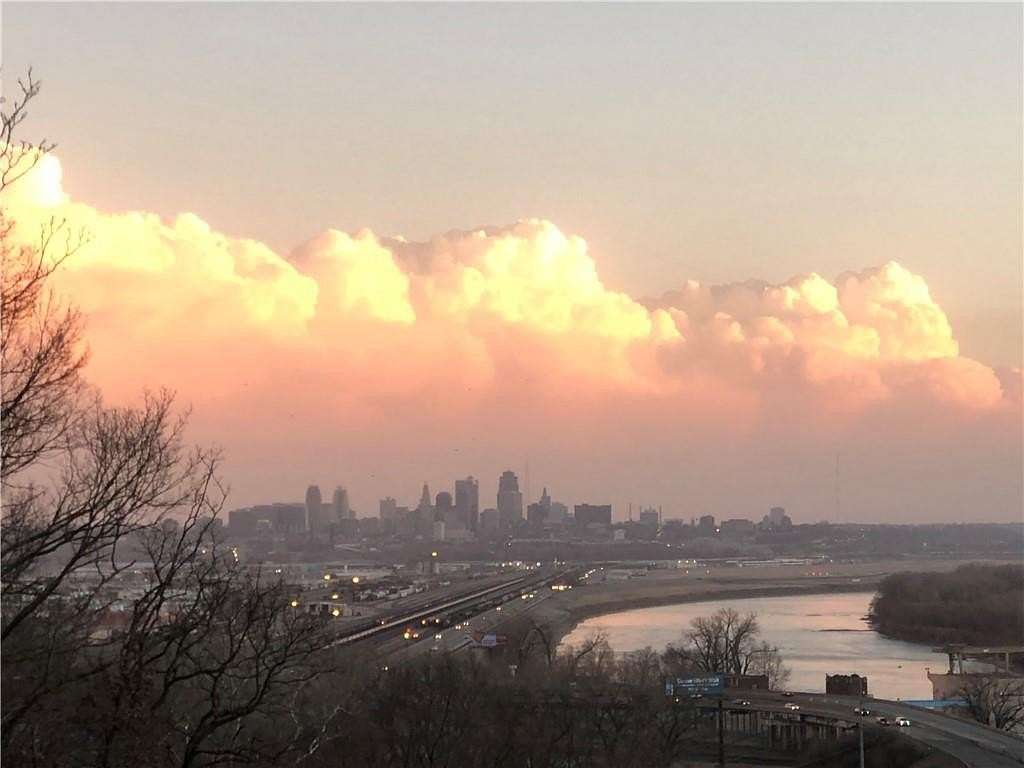 0.61 Acres of Residential Land for Sale in Kansas City, Missouri