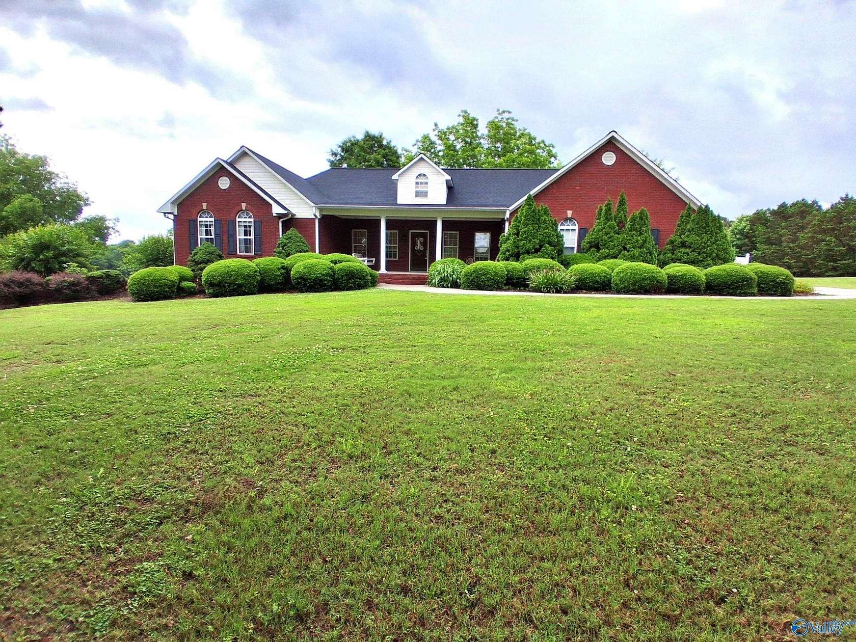 42 Acres of Recreational Land with Home for Sale in Blountsville, Alabama
