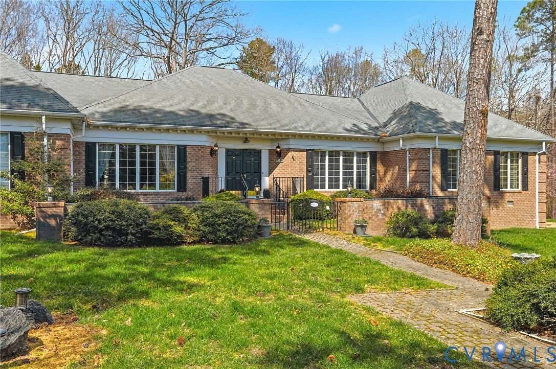 2.7 Acres of Land with Home for Sale in Mechanicsville, Virginia