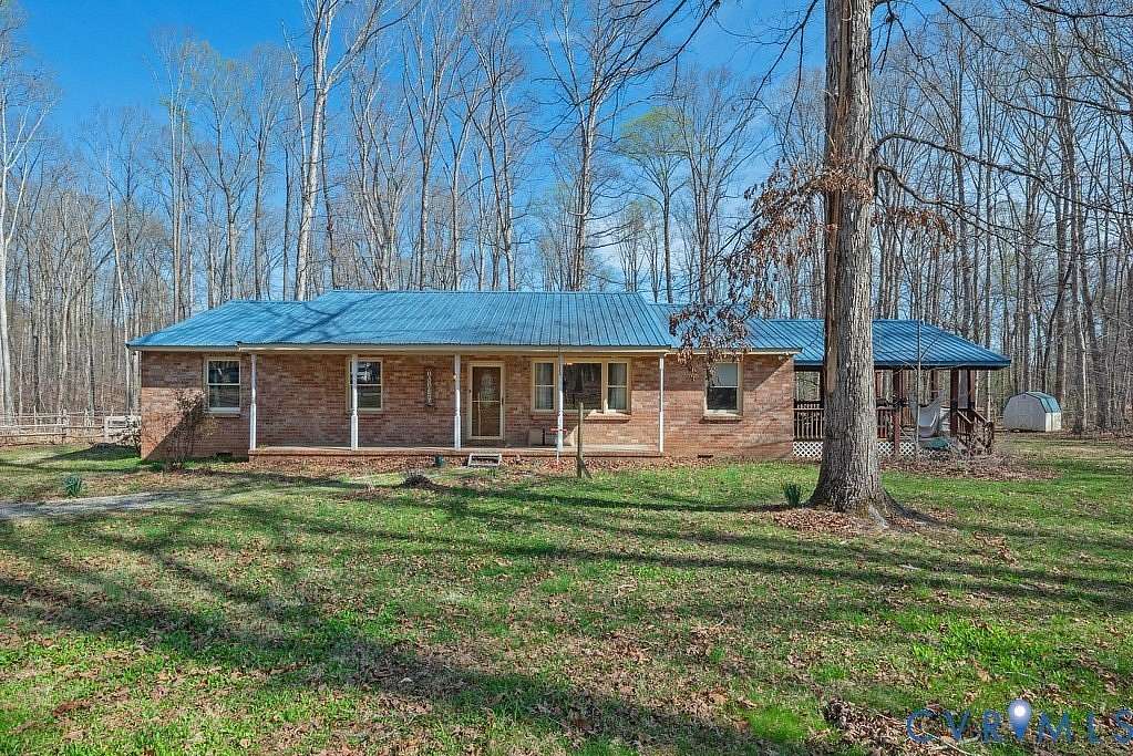 4 Acres of Land with Home for Sale in Cartersville, Virginia