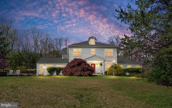 5 Acres of Land with Home for Sale in Marshall, Virginia