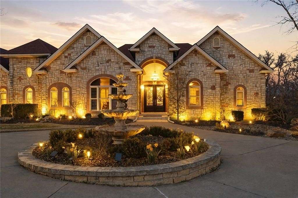 9.26 Acres of Land with Home for Sale in Lenexa, Kansas