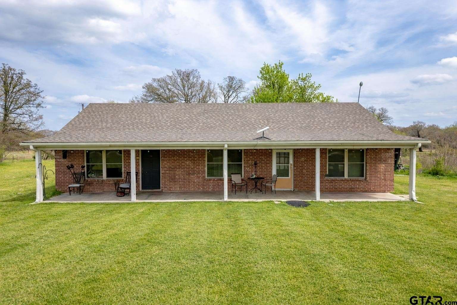 22 Acres of Agricultural Land with Home for Sale in Winnsboro, Texas