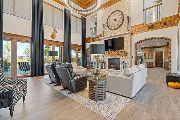 6 Acres of Land with Home for Sale in Hereford, Texas