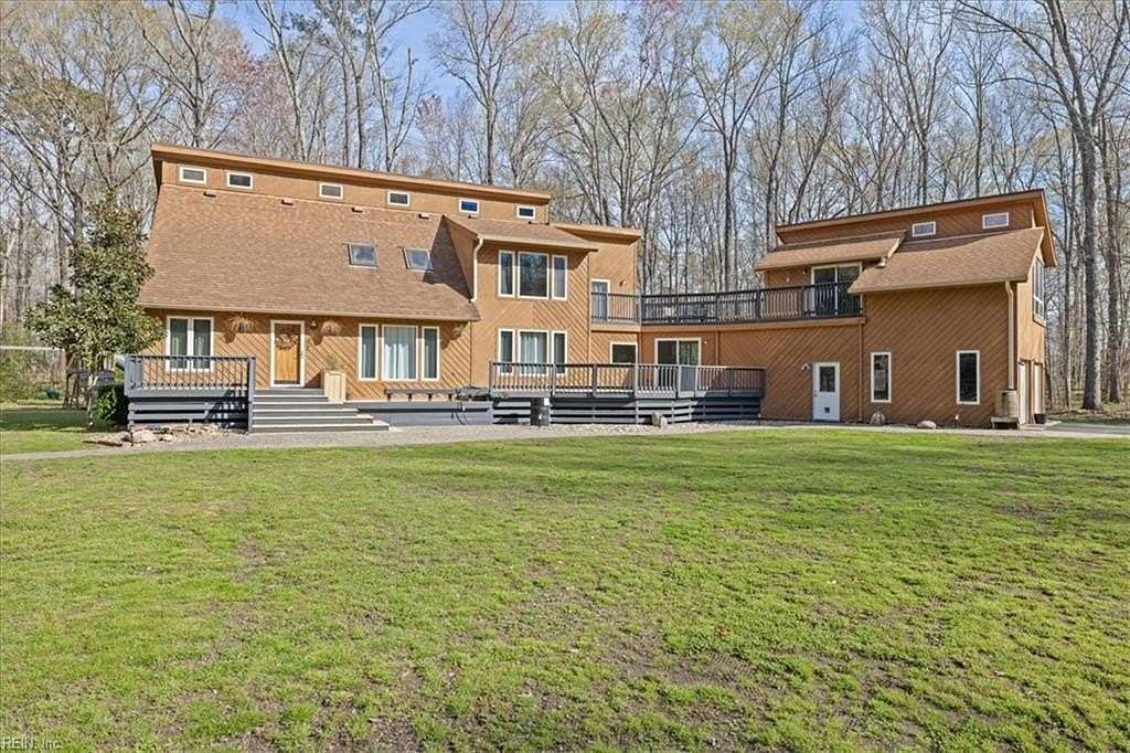 3.14 Acres of Land with Home for Sale in Chesapeake, Virginia