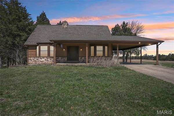 10 Acres of Land with Home for Sale in De Soto, Missouri